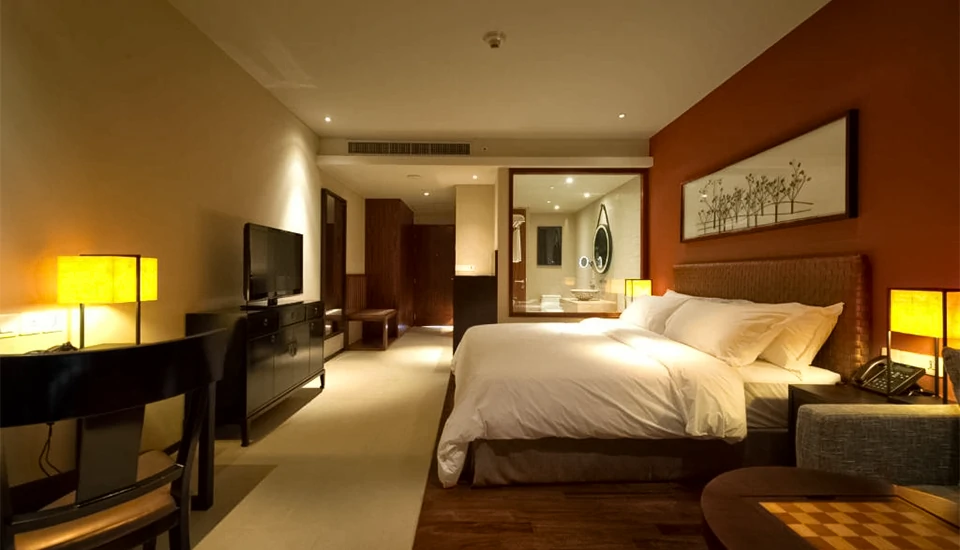 هتل پوکت پانوا بیچ فرانت ریزورت